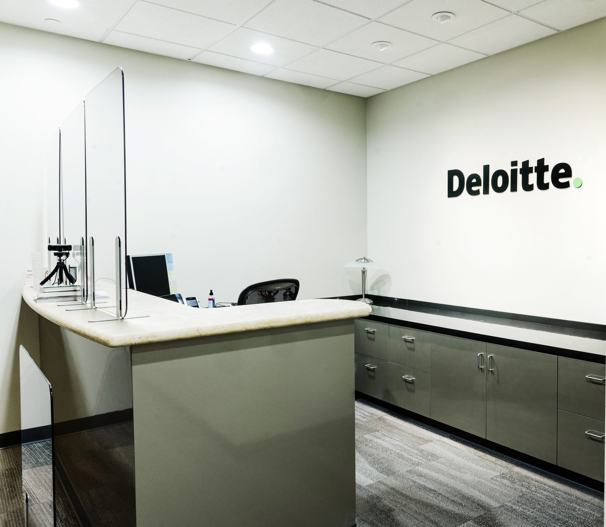BMY Completes Deloitte Office Renovation - BMY Construction